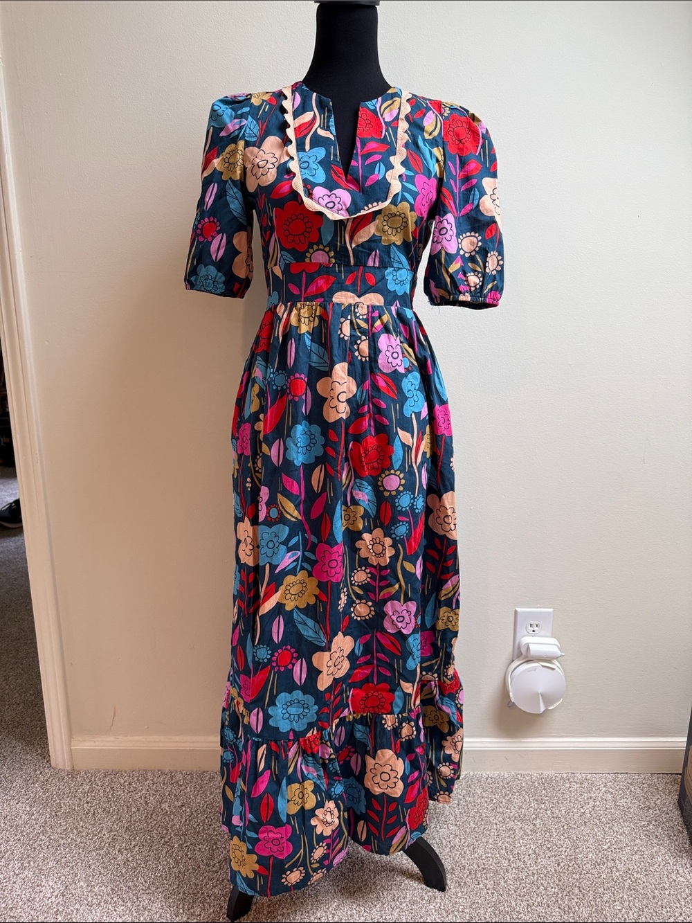 NWOT Floral Puff-Sleeve Maxi Dress in Navy/Teal Multicolor